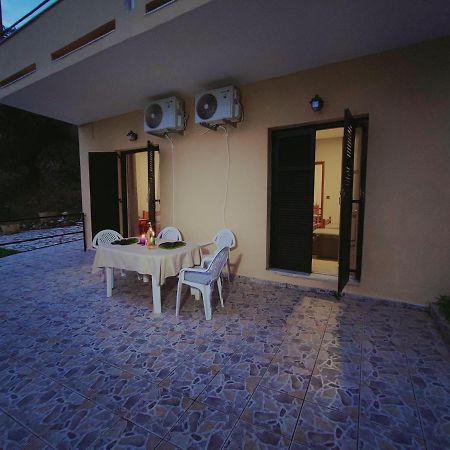 Kaminaki Seaview Apartments Katávolos Exterior photo